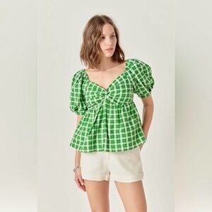 Green Plaid Puff-Sleeve Women’s Top